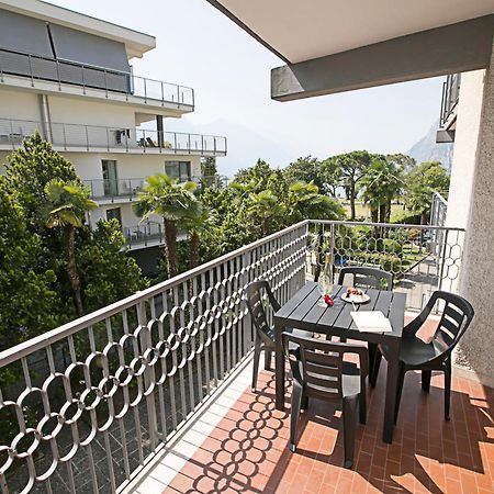 Riva Lago E Spiaggia Apartment 2 - Happy Rentals Bagian luar foto