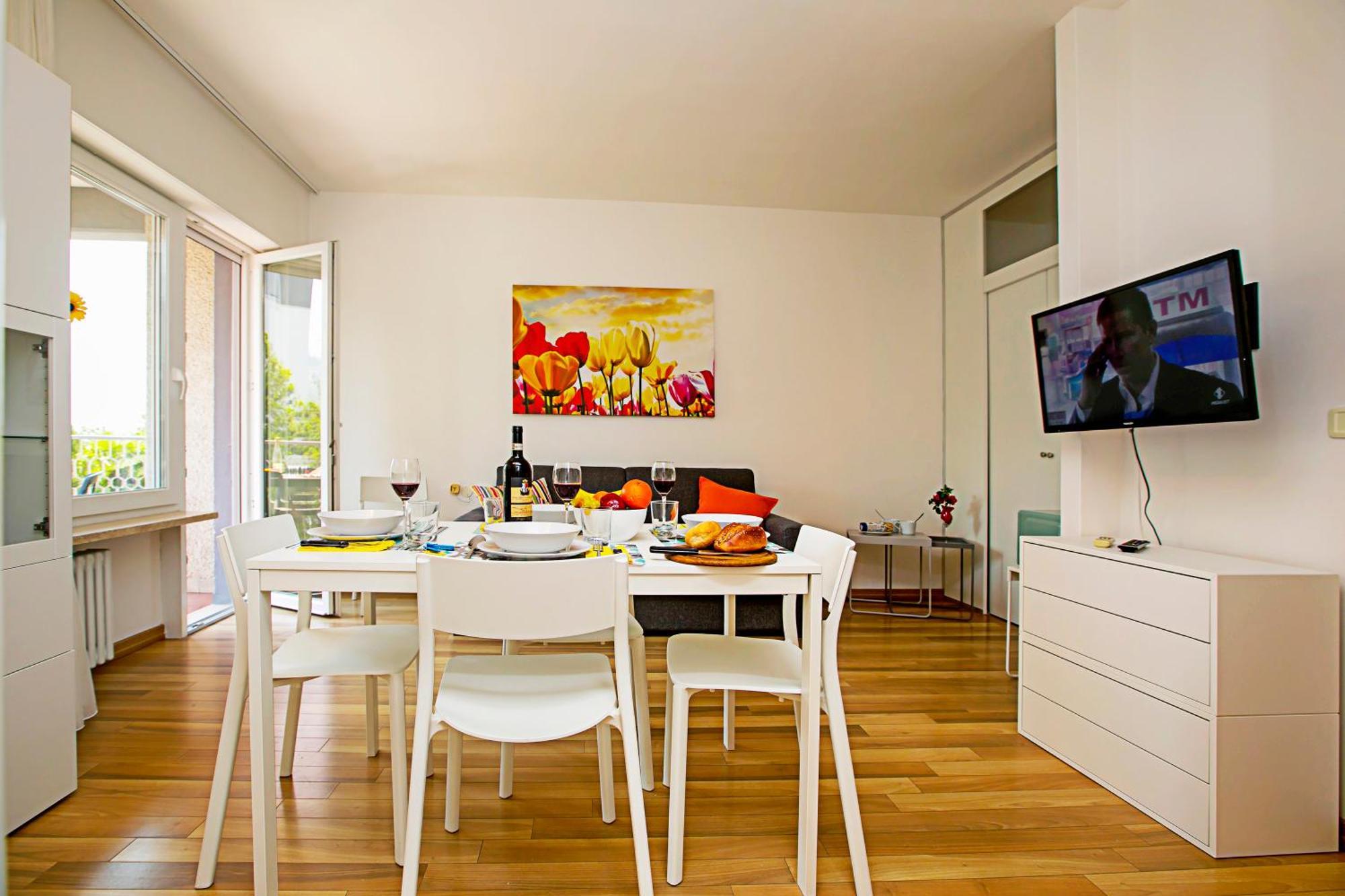Riva Lago E Spiaggia Apartment 2 - Happy Rentals Bagian luar foto
