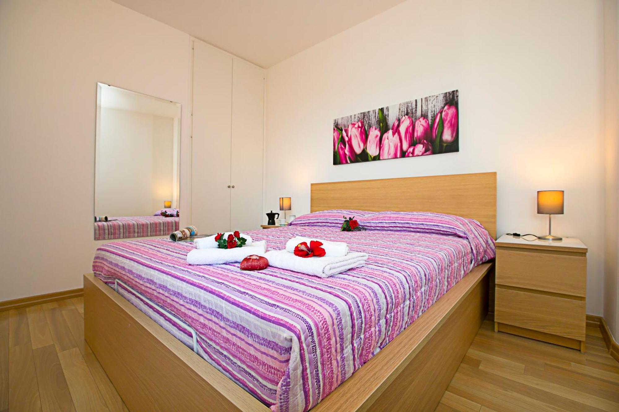 Riva Lago E Spiaggia Apartment 2 - Happy Rentals Bagian luar foto